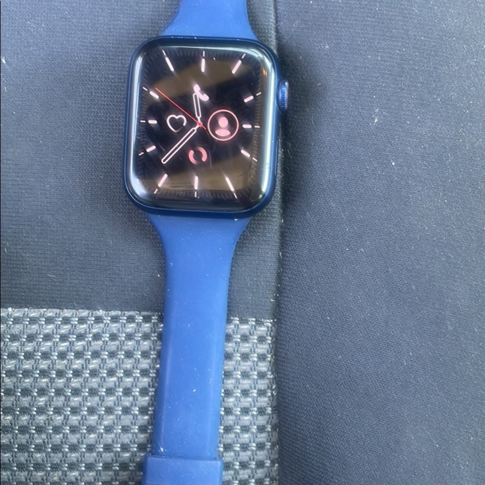 Apple Watch series 6 cellular and gps - Picture 2 of 3